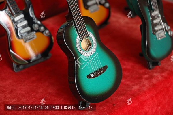吉他