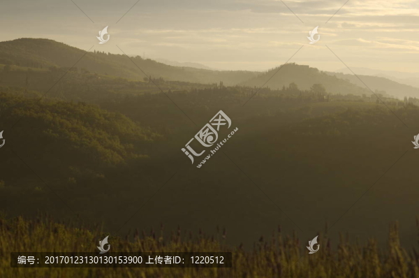 意大利托斯卡納山