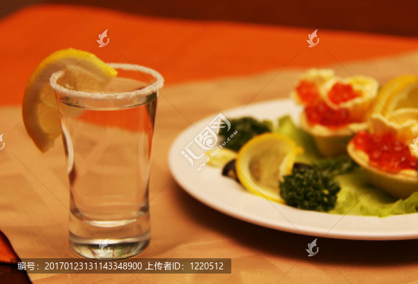 龍舌蘭酒和魚(yú)子醬