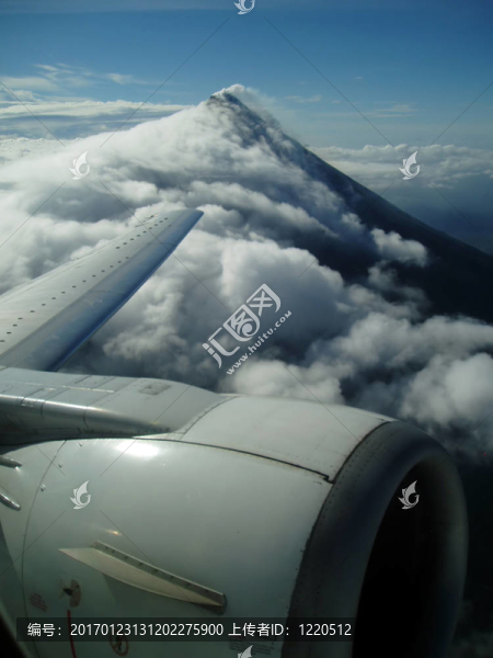 在菲律賓馬榮火山-匯圖網(wǎng) www.fosd68.com 在菲律賓馬榮火山