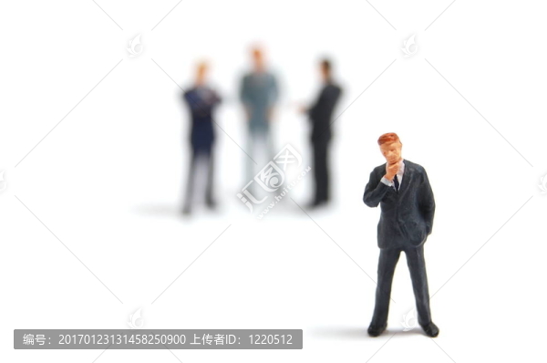 白色背景的商務(wù)人士
