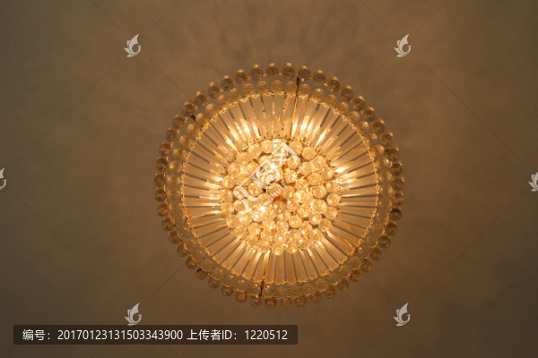 吊燈