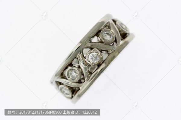 鉆石戒指