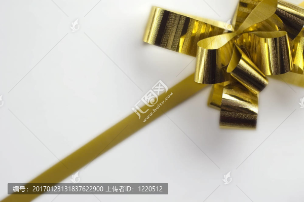 金色絲帶的禮物