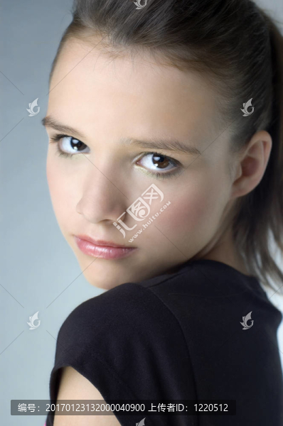 年輕女孩的肖像