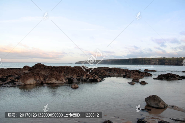 平靜的巴利巴寧海灘