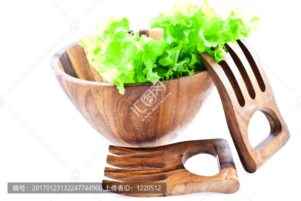 在沙拉碗里的生菜葉