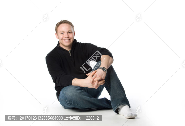 坐著的人