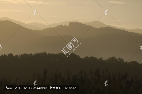 意大利托斯卡納山