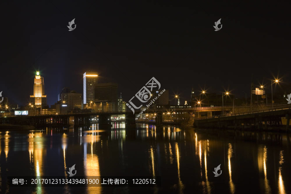 普羅維登斯；羅得島