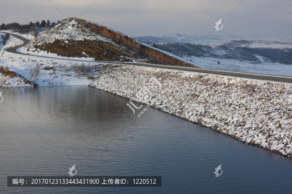 山區(qū)水庫；壩風(fēng)路