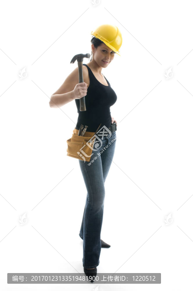 漂亮性感女青年建筑工人