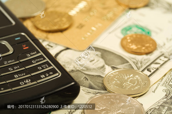 商業(yè)符號(hào)。手機(jī)；信用卡和現(xiàn)金