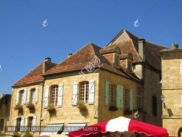 古爾登在佩里戈爾