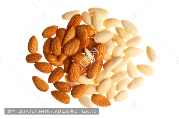一堆混合杏仁分離