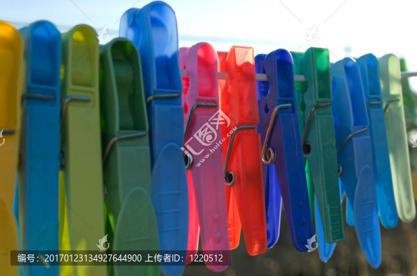 五顏六色的衣夾