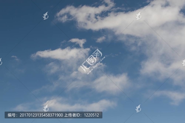 云與藍天