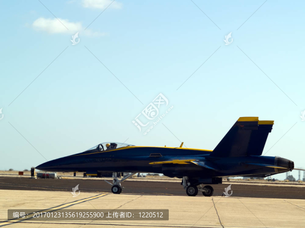 藍(lán)色天使滑行