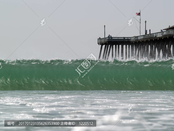 大波浪