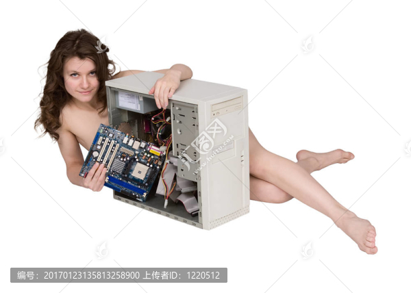 有電腦機(jī)箱的女孩
