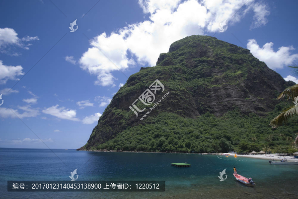 巖釘山