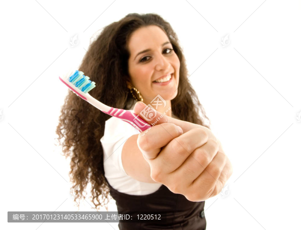 有意識的女人的牙科護理