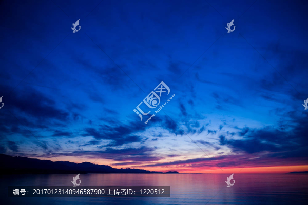 胡安·德富卡海峽的日落