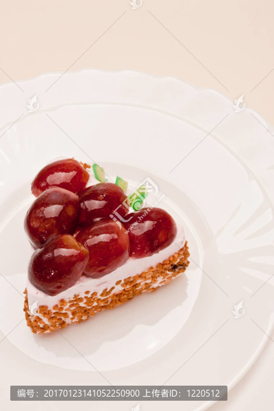 葡萄蛋糕-匯圖網(wǎng) www.fosd68.com 葡萄蛋糕