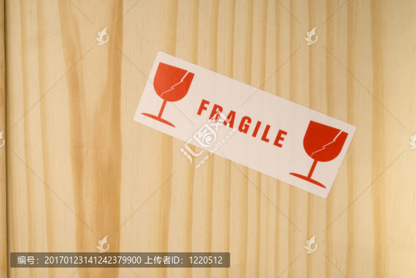 脆弱的木框-匯圖網(wǎng) www.fosd68.com 脆弱的木框