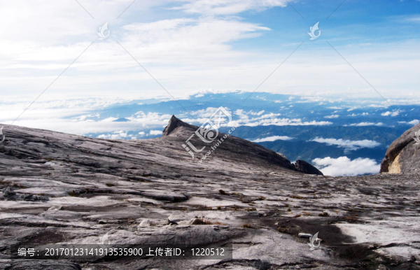 花崗巖山地景觀-基納巴盧山
