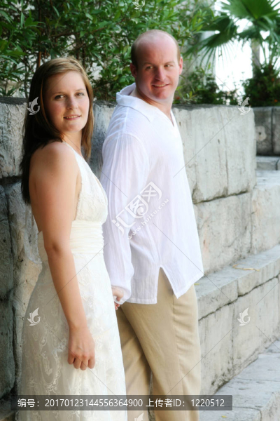 新婚夫婦
