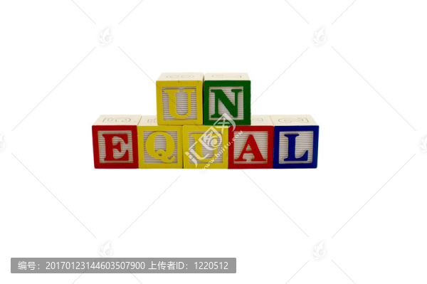 老式字母塊拼寫不平等