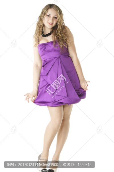 穿紫色衣服的女孩