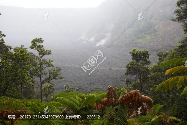 火山口的底部