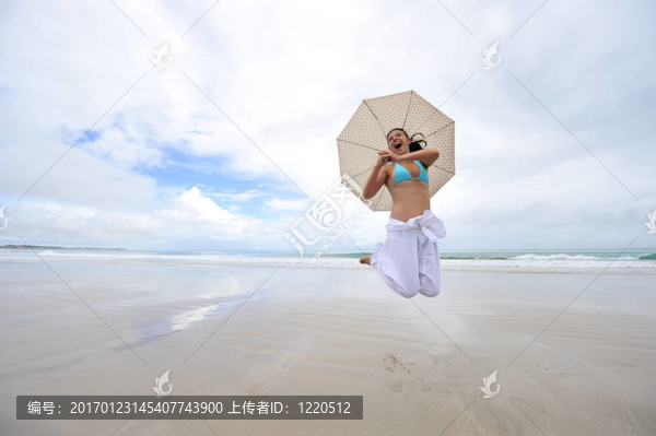 海灘上的女人