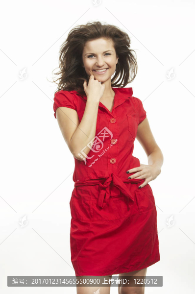 穿紅衣服的女士