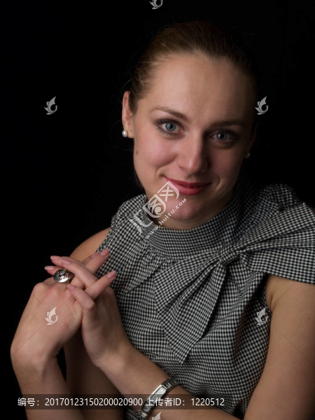 微笑的女士
