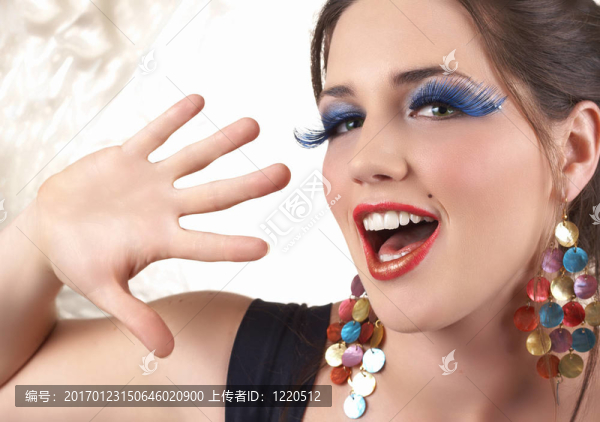 美麗的黑發(fā)女人肖像