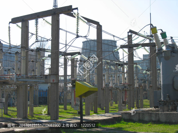 發(fā)電廠高壓電力變換器和冷卻塔
