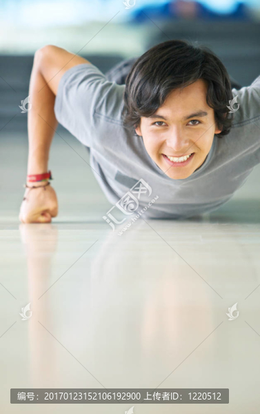 做推送的男人