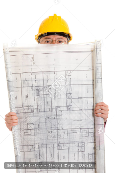 具有建筑藍圖的男建筑師