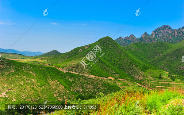 山巒