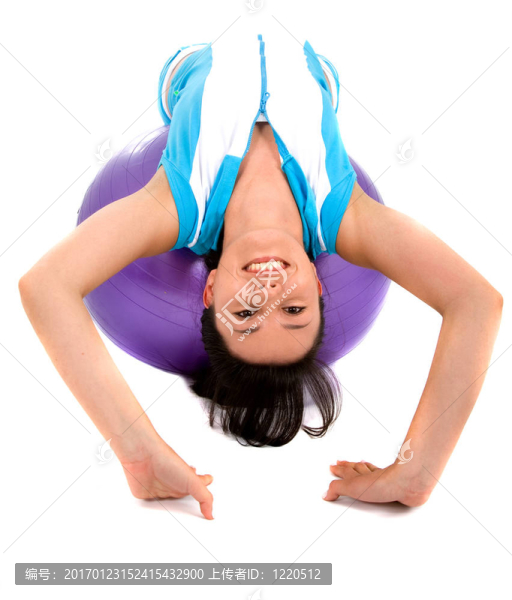 健身的女孩做普拉提