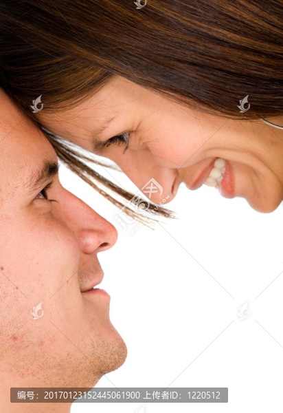 幸福的夫妻一同帶著頭