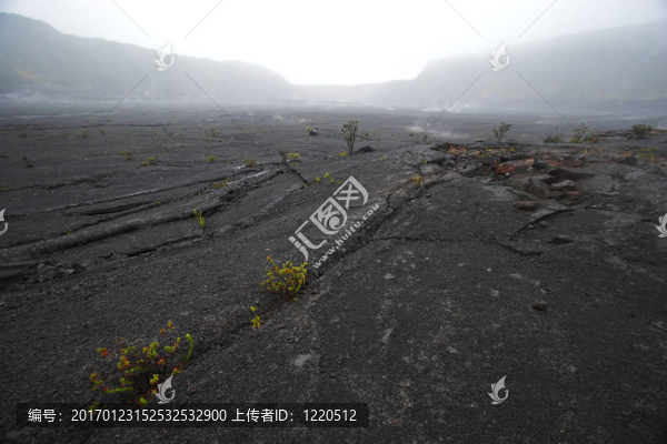 火山口的底部