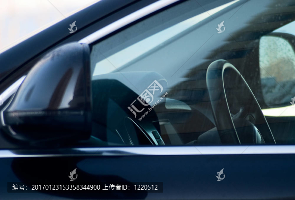 小型車