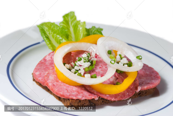 意大利臘腸三明治