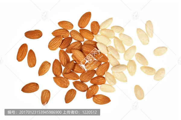 一堆混合杏仁分離