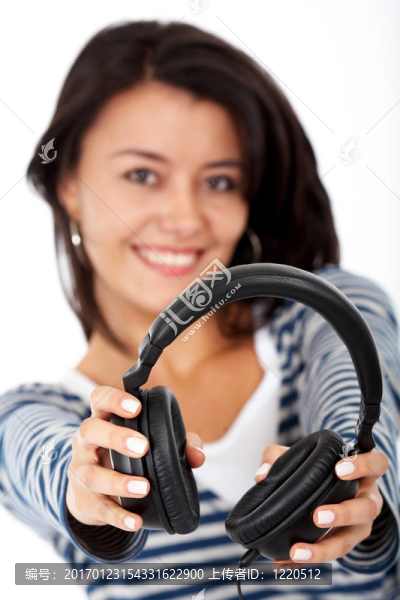 女孩聽音樂