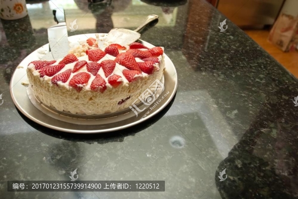 草莓提拉米蘇